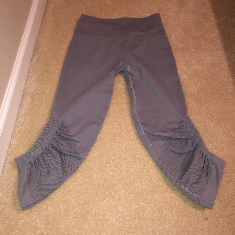 Lulu Lemon Cropped Leggings